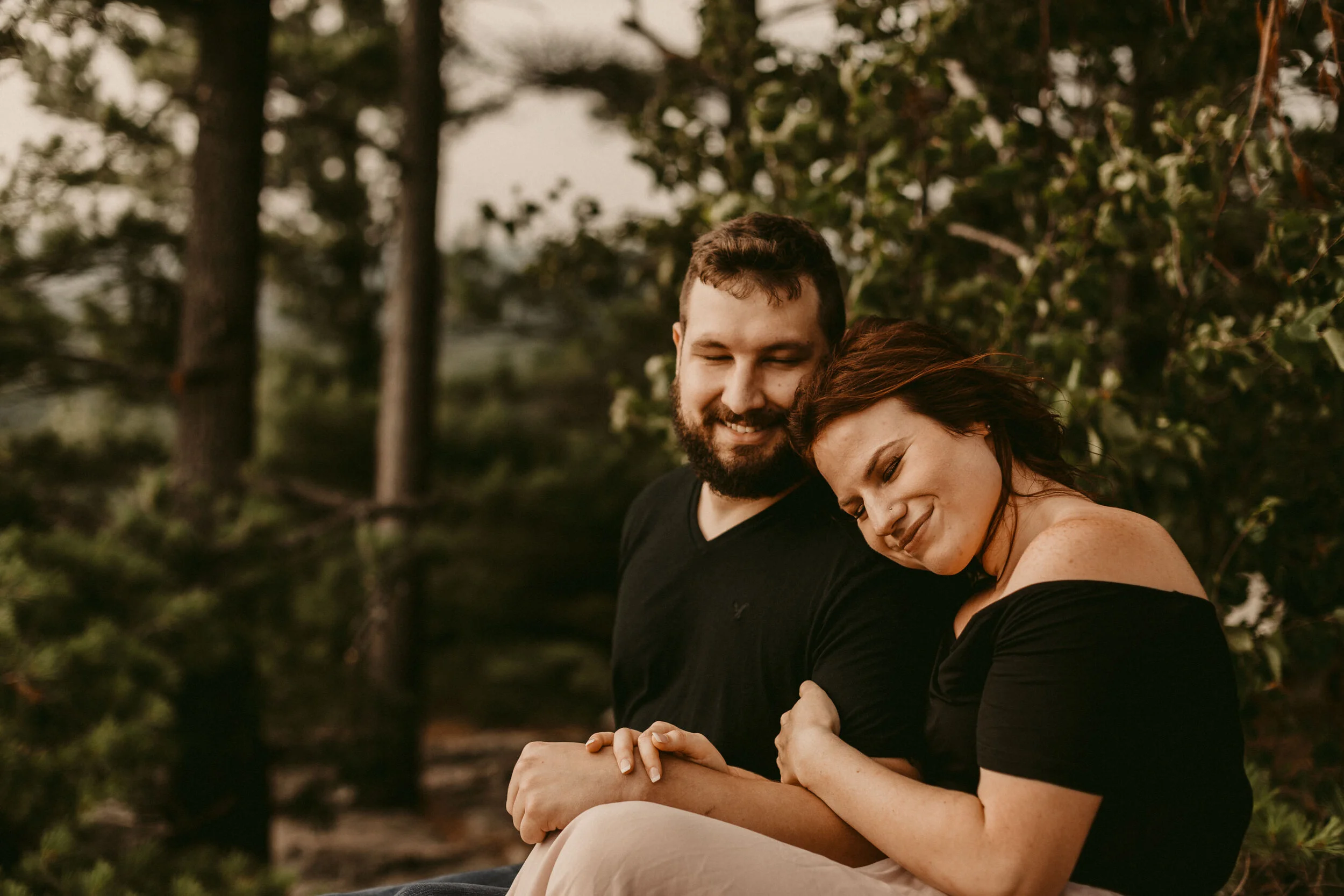 Devil's-Lake-Wisconsin-Engagement-Session-water-couple-session-11.jpg