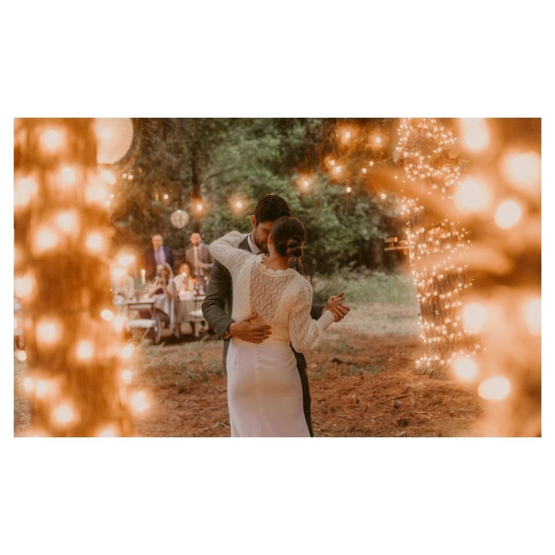 Cozy woodsy vibes
.
.
.
.
.
.
.
.
#DoorCountyWi  #doorcountyweddingphotographer #wisconsinwedding #fairytalewedding