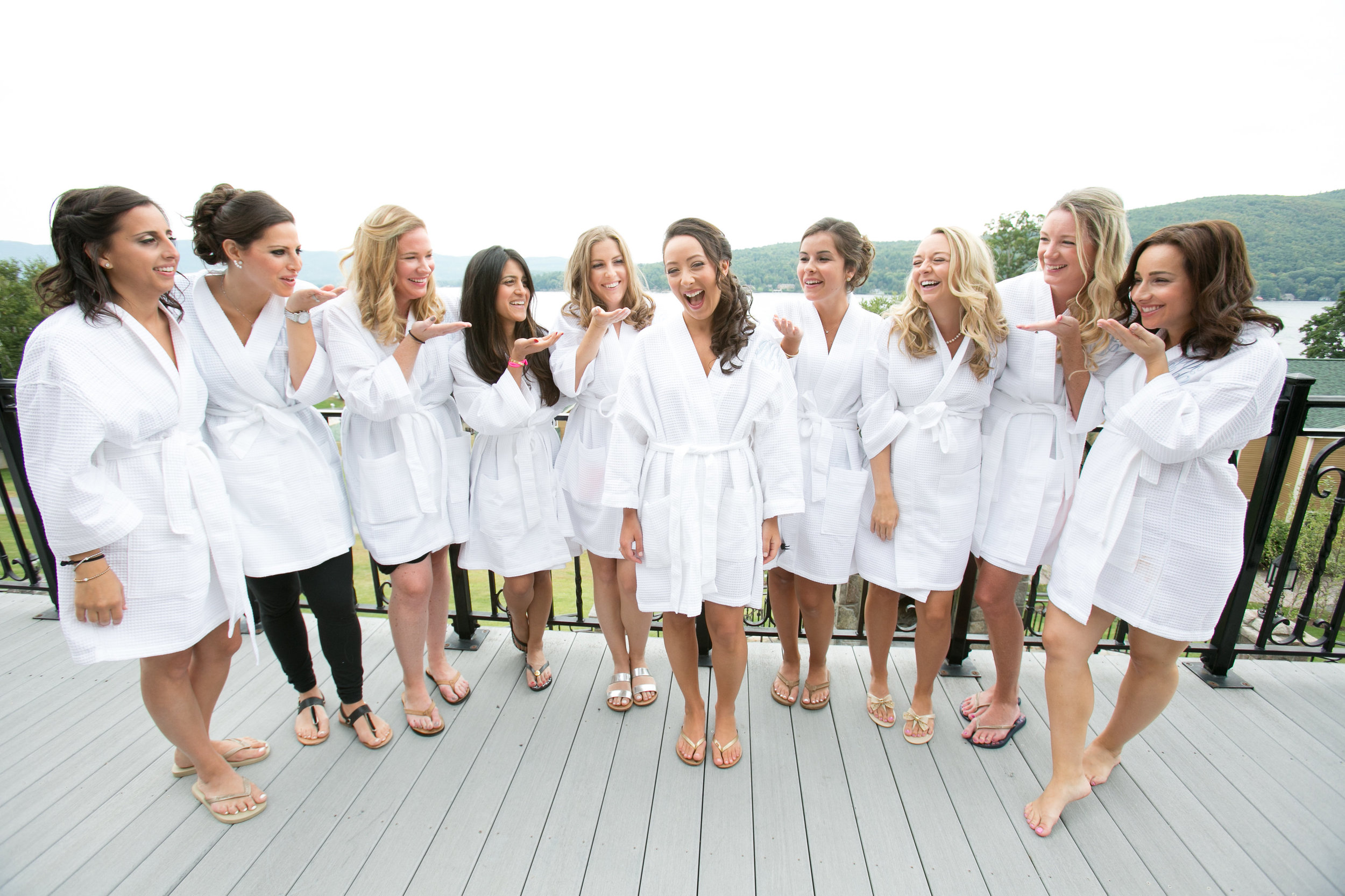 00141_SD_GirlsGettingReady.jpg