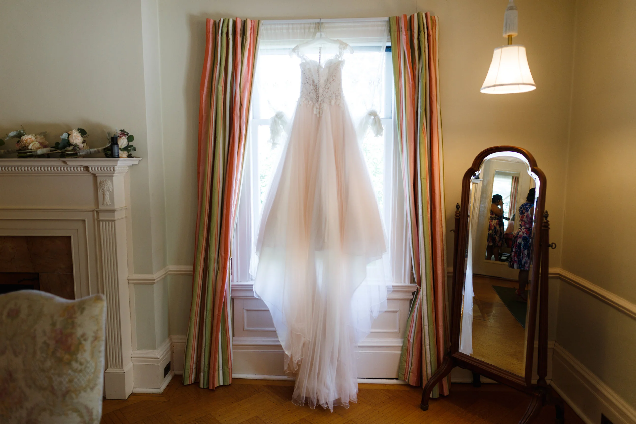 EMILY+MARCELO-GETTINGREADY-0027.jpg