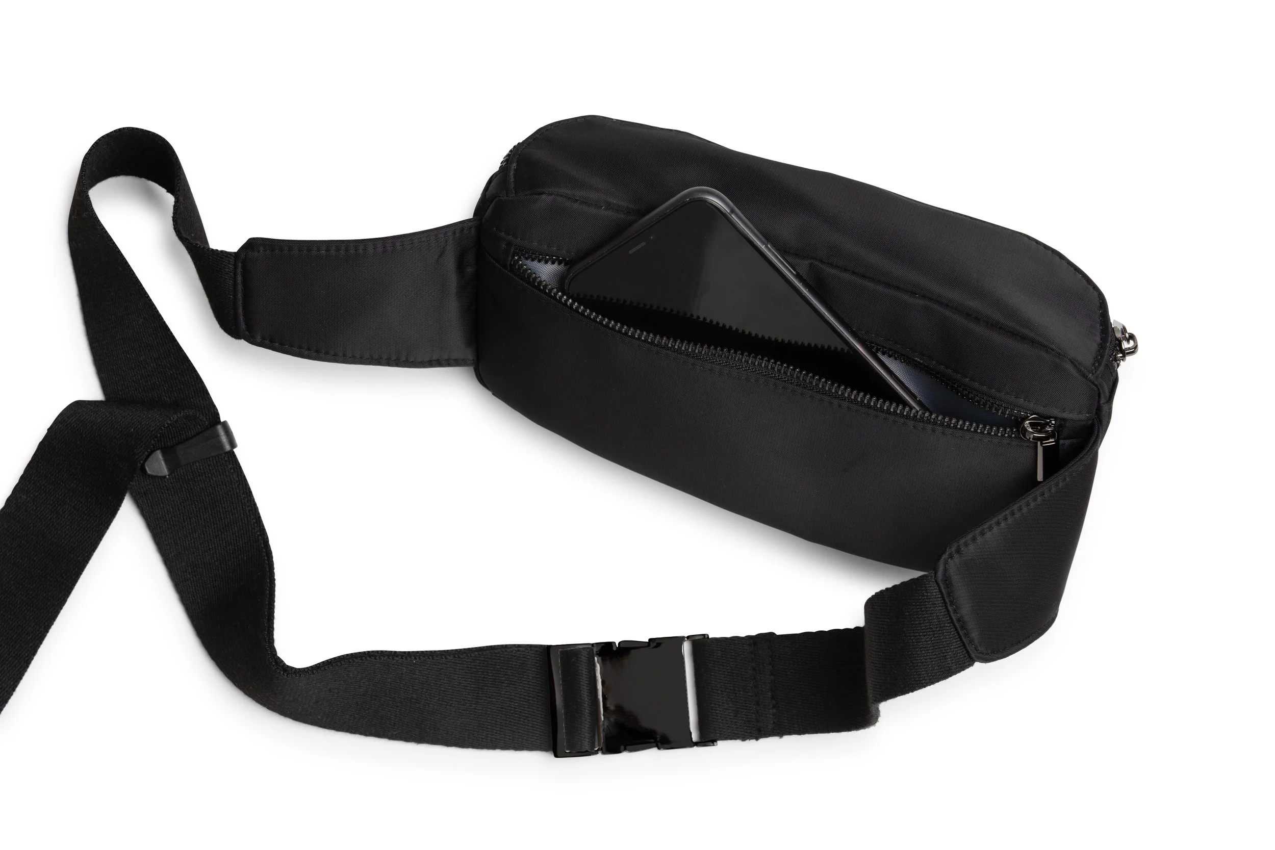 20230724_BROOKSTONE_Shot-5_WaistBag-hood_808 copy.JPG