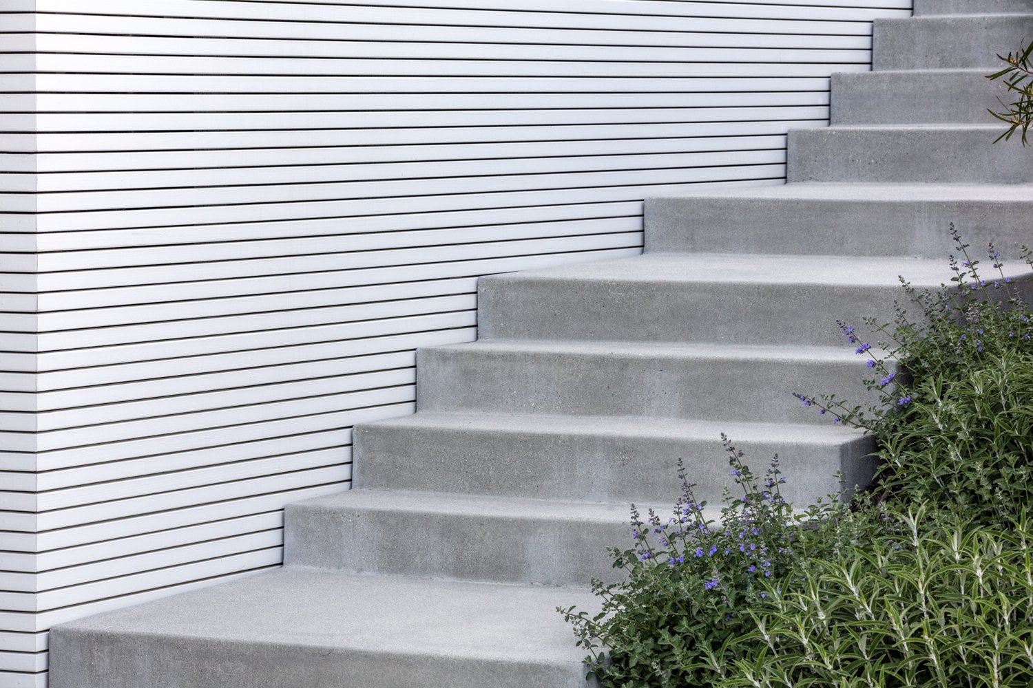 Malibu_SiteCreative_stair_detail.jpg