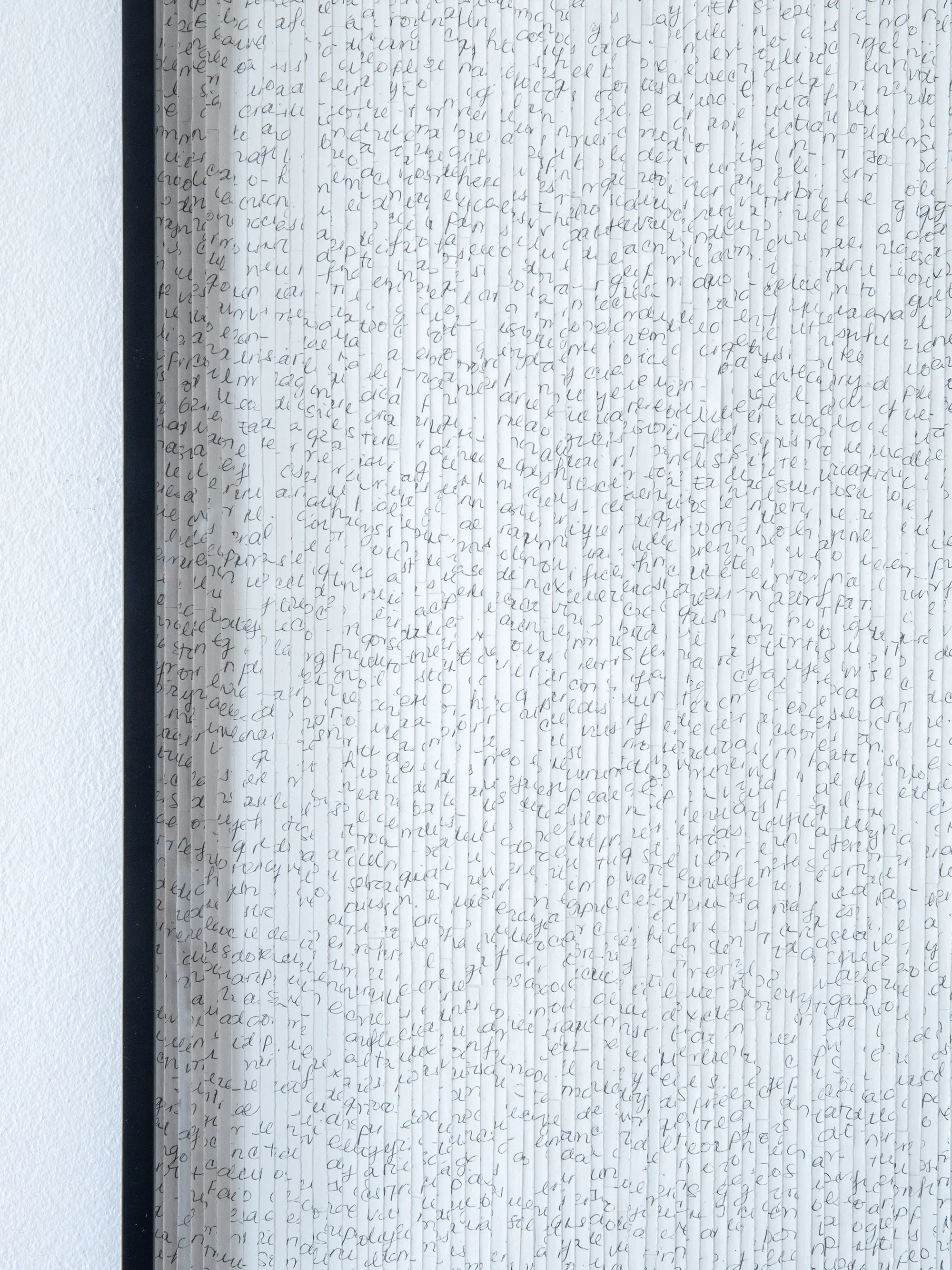 AJ-25-04-detail-1_Photo Agustín Arce low.jpg