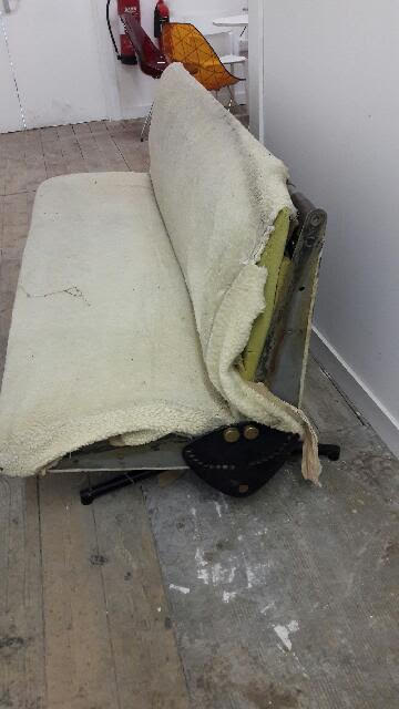 Osvaldo Borsani's D70 Tecno Sofa Upholstery After