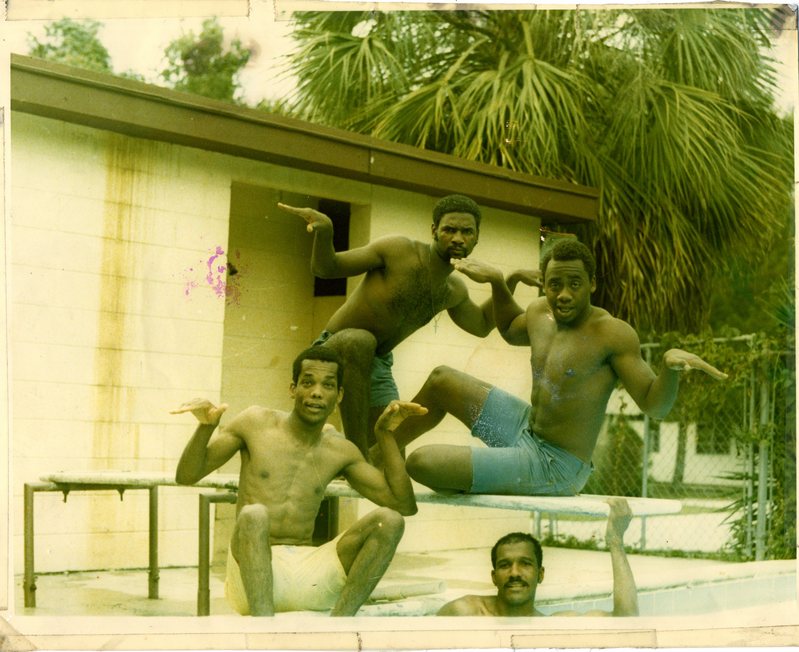 Brothers-At-The-Pool.jpg