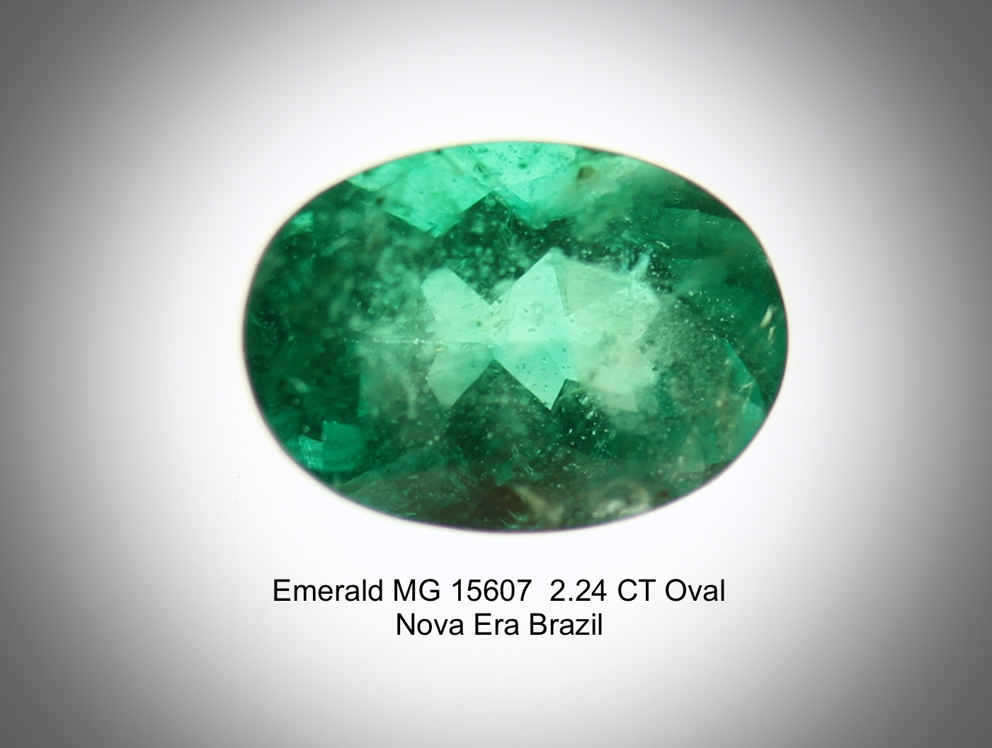 Emerald MG 15607  2.24 CT Oval Nova Era Brazil.png