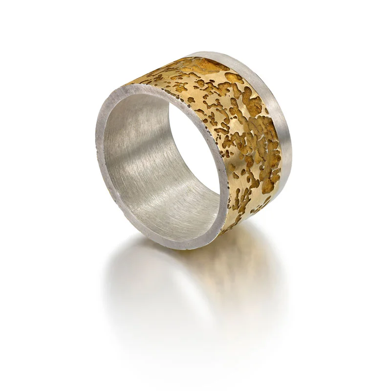 18ct gold plated etched silver ring