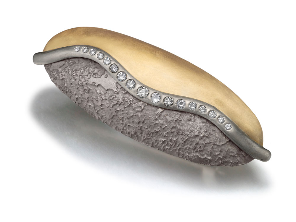 Special commission Mordicum brooch piece in silver and 18ct gold with diamonds