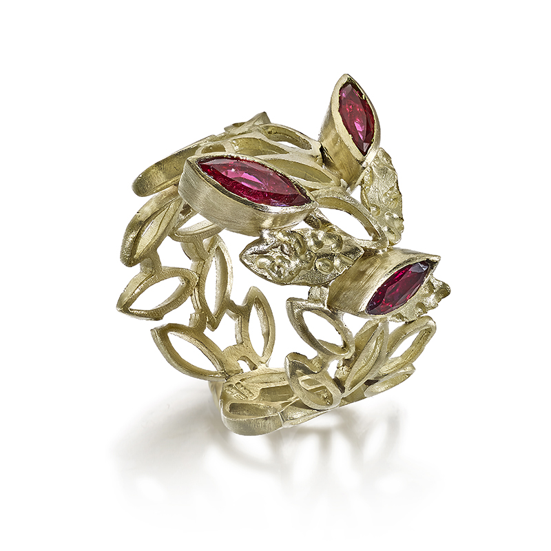 18ct ring with marquis rubies