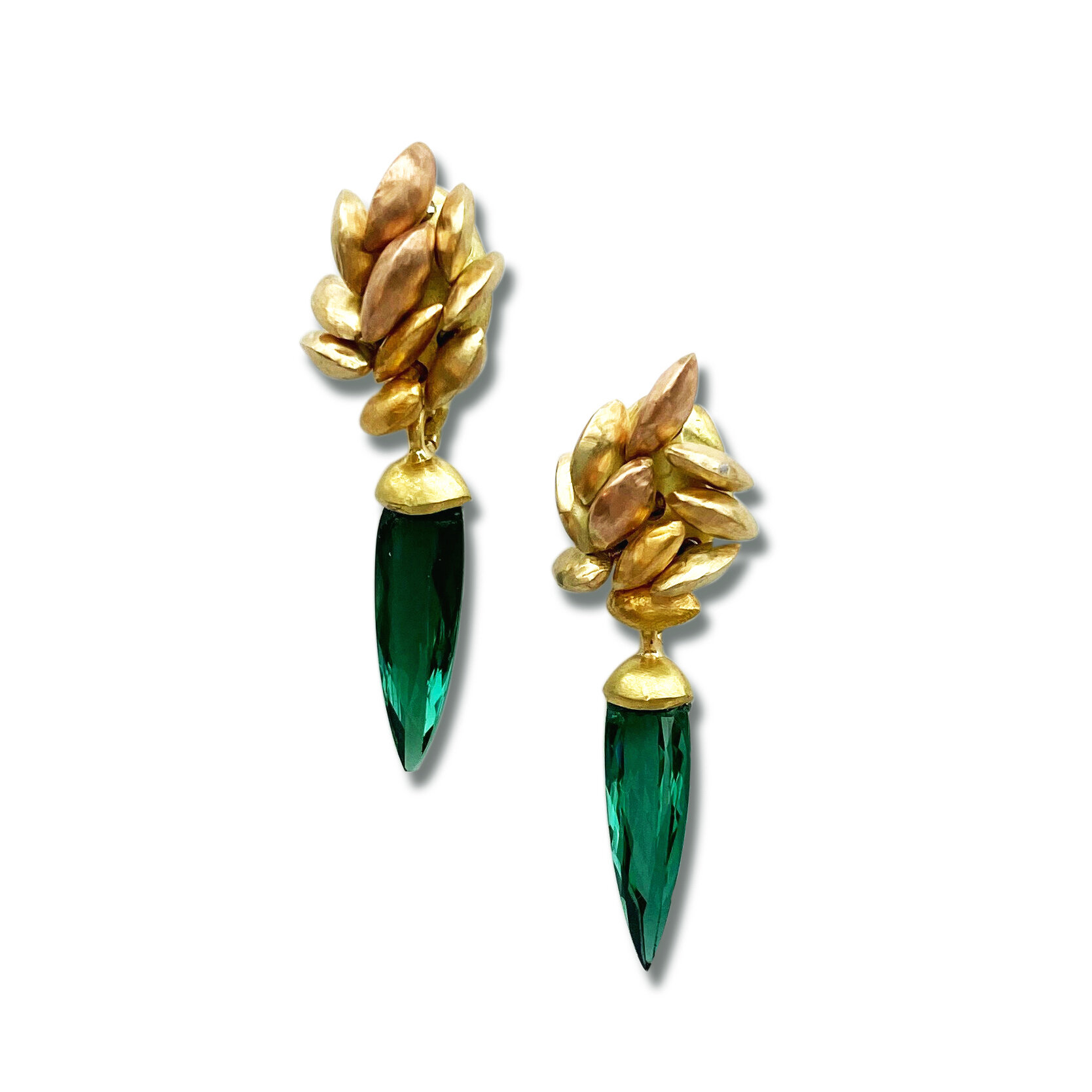 Acini gold earrings with tourmalines