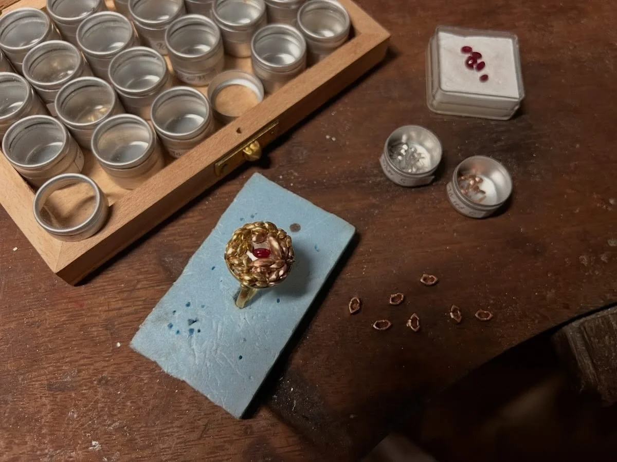 Creating new Acini rings in the workshop -Individual moving gold seeds embedded with rubies in a hemisphere gold ring. Inspired by seed formations and the concept of the whole being made of many parts 
.
#handmade #goldandrubies #futureheirlooms #ins