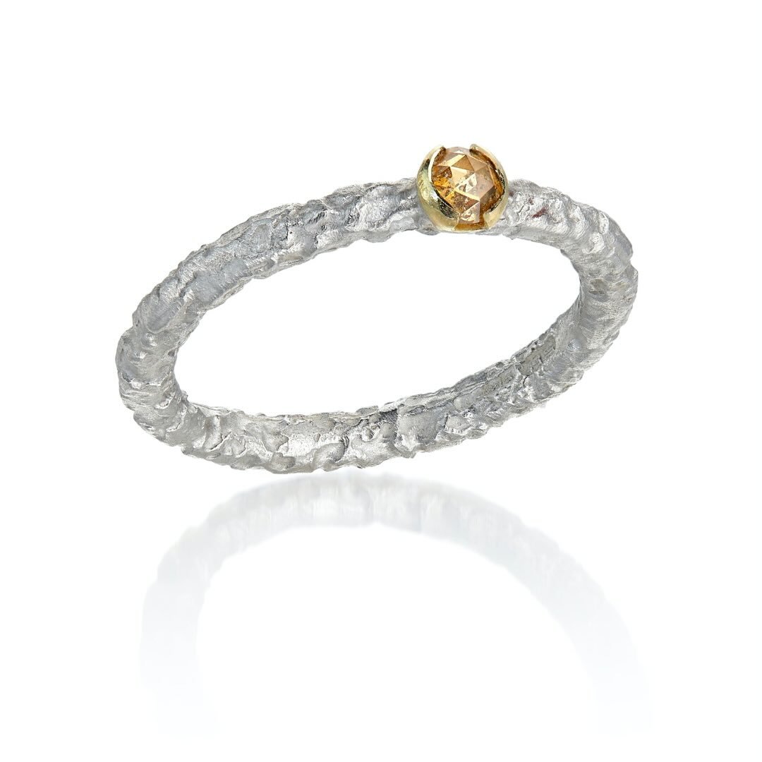 One is never enough with these etched rings, pair up silver or white gold with a buttercup gold and a matching polished diamond. 

See more at Stand 21
MADE London 10-12 October One Marylebone Road London NW1 4AQ

#diamonds #stackingrings #mordicumco