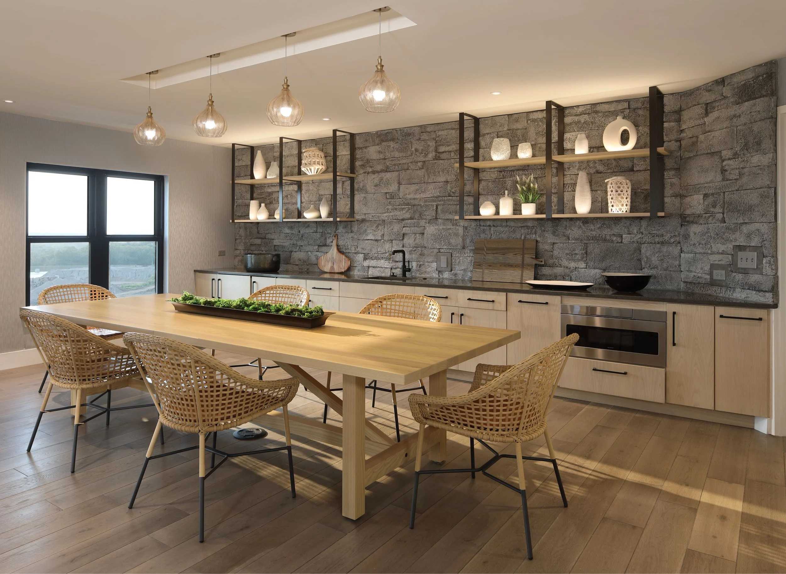 Summit @ W Pryor # 21.1E.jpg