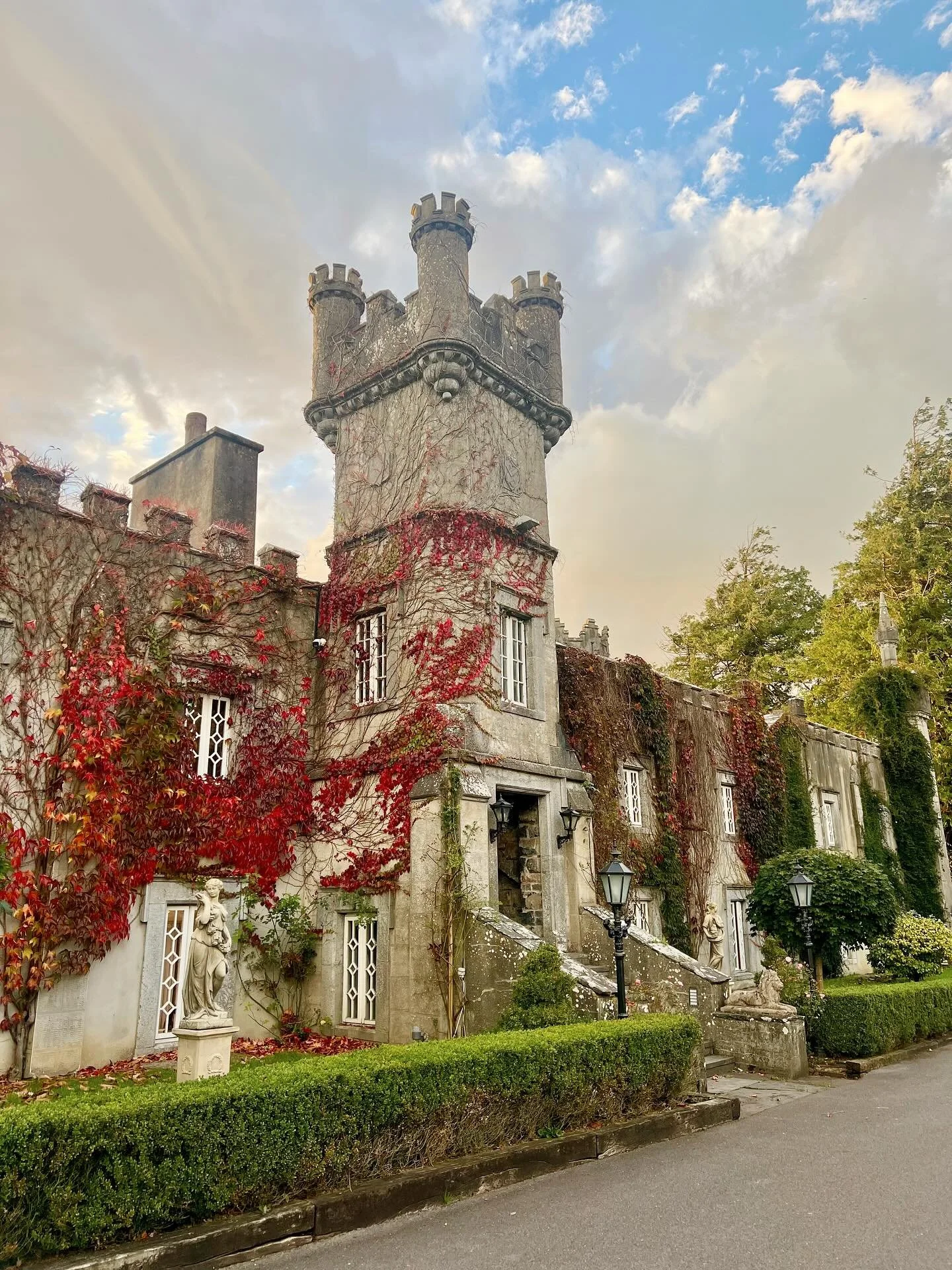 Remember that time we stayed in a castle in Ireland? 🏰 🍀 🇮🇪