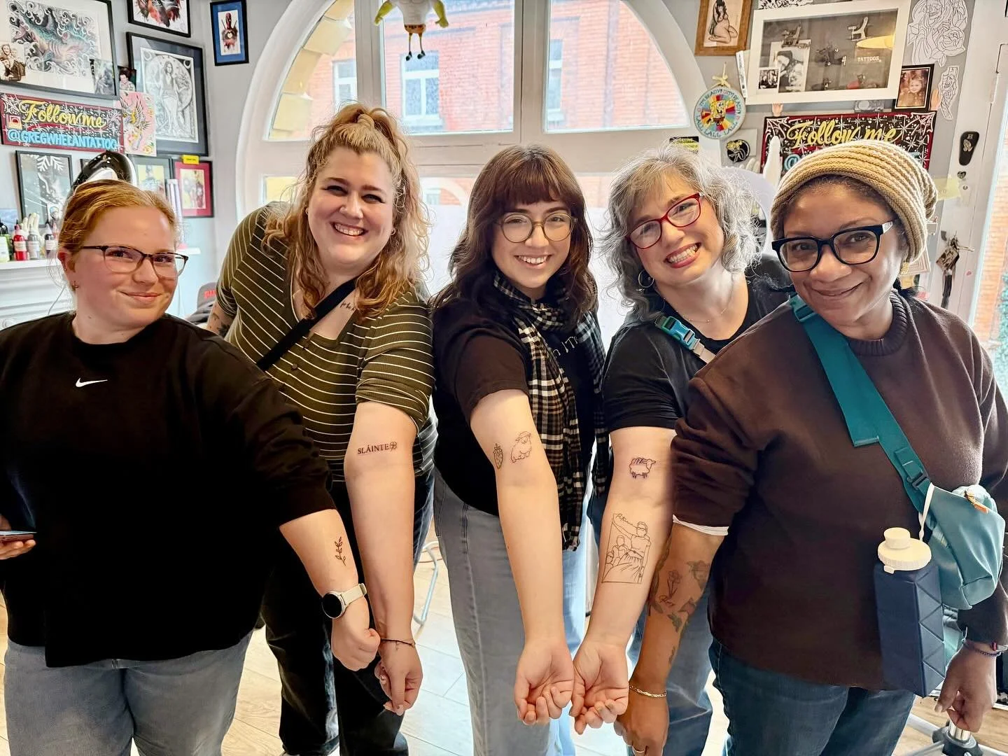 On our last day in Dublin a few brave souls kicked things off with tattoos before we met up with local Dubliner Lara for a Flavour Trail through the city&rsquo;s cobbled streets. We tasted our way through Dublin, learned how to make a proper Irish co