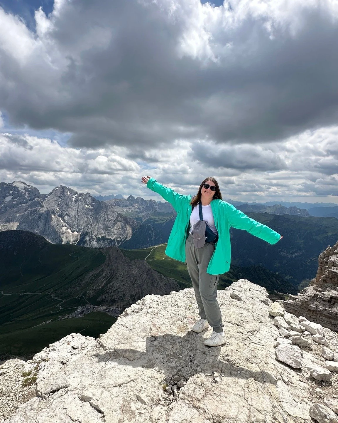 It&rsquo;s Official &mdash; Meet Angela, Our First Land + See Brand Ambassador

Angela has been an unofficial ambassador for a while, sharing her story, welcoming new travelers, and bringing some of the most amazing people into our Land + See family.