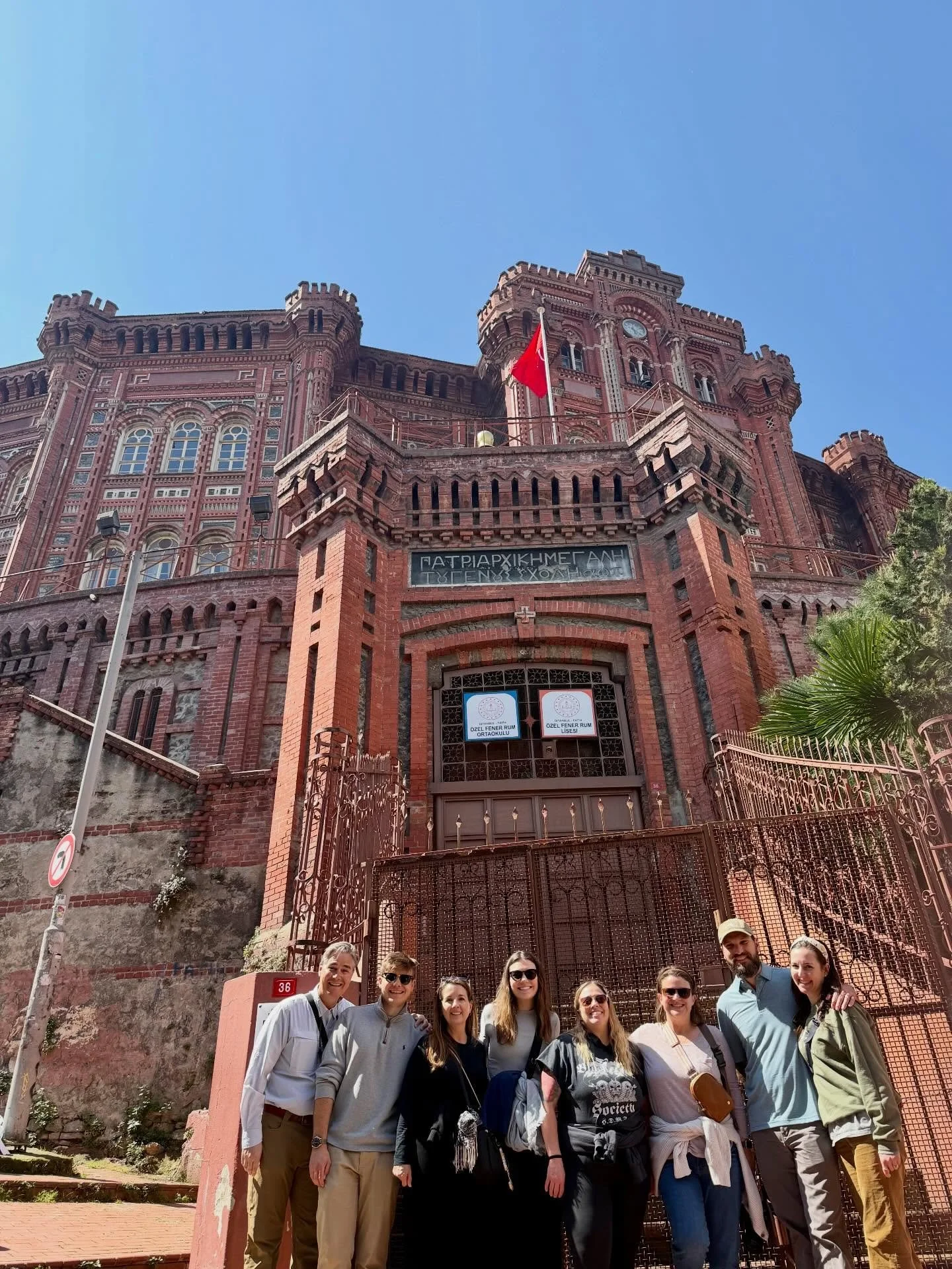 We came
We saw
We snacked

Day one in Istanbul sure was delicious 🤤