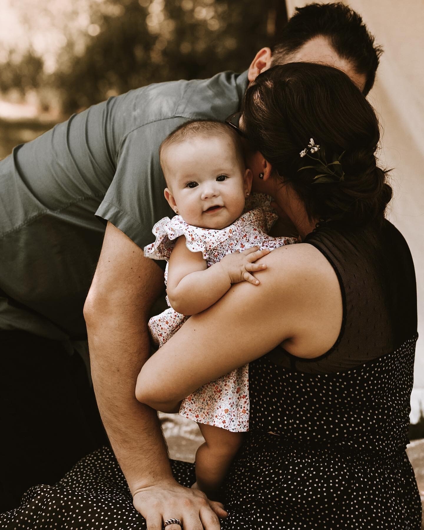 &ldquo;Stay close to people who feel like sunshine&rdquo;