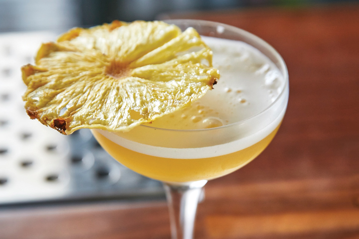 11-Absolutely-Mouth-Watering-Pineapple-Cocktails-algonquin-720x480-inline.jpg