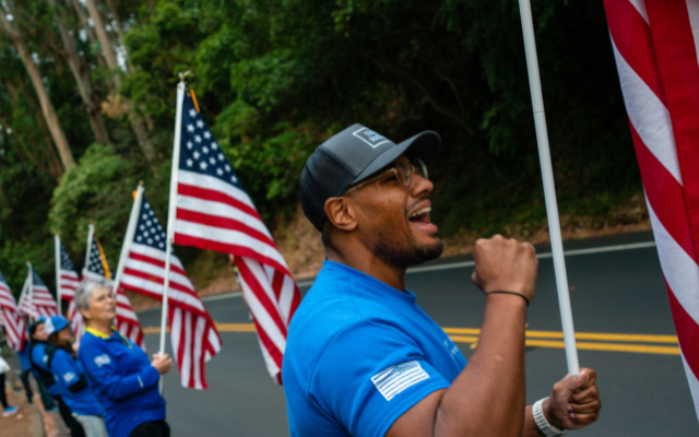  STAYPINEAPPLE SALUTES OUR MILITARY HEROES THROUGH WEAR BLUE: RUN TO REMEMBER THIS NOVEMBER
