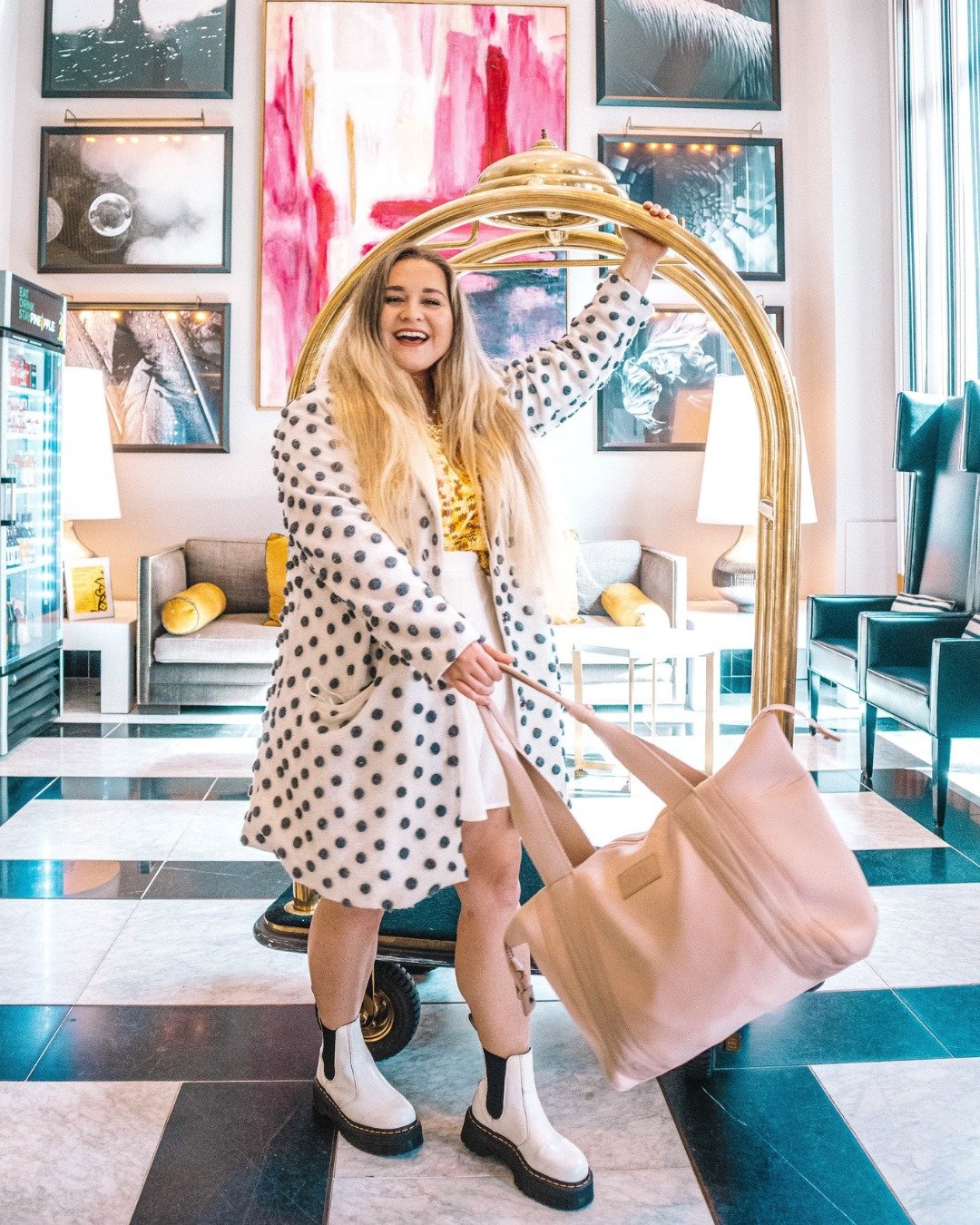 Checked in and ready for everything San Francisco has to offer. The lobby has that effect on people. 🍍