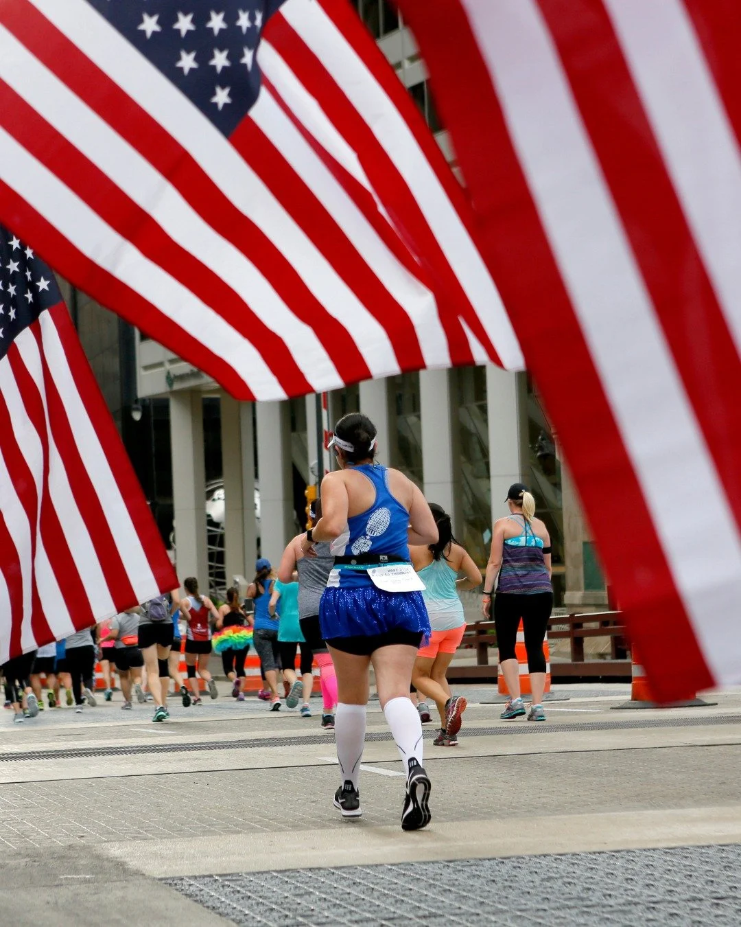 There's no better way to honor Memorial Day weekend than showing up with purpose at Chicago's iconic Soldier Field 10 alongside @wearblue and Neighborhood Loans.

On May 23, thousands of runners will take to the streets of Chicago &mdash; and this ye