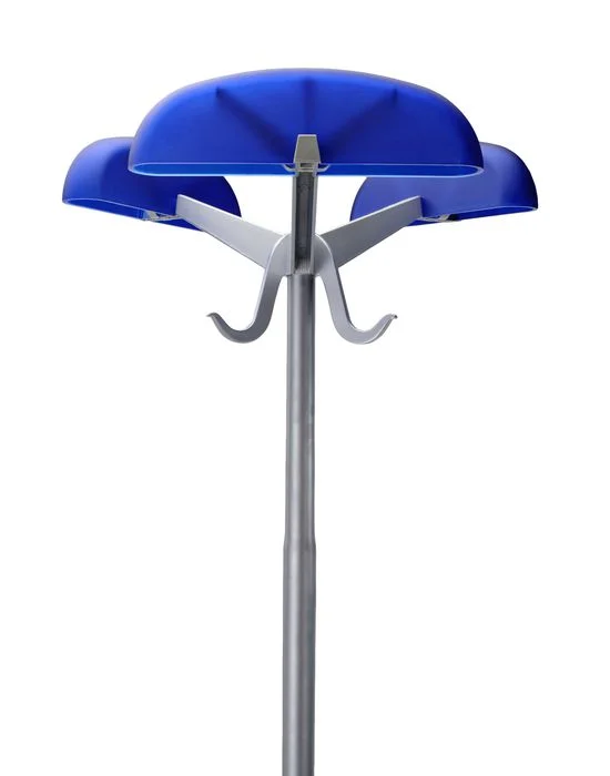 Kartell-accessories-Hanger-Clothes-Stand-Alta-Tensione-2.jpg