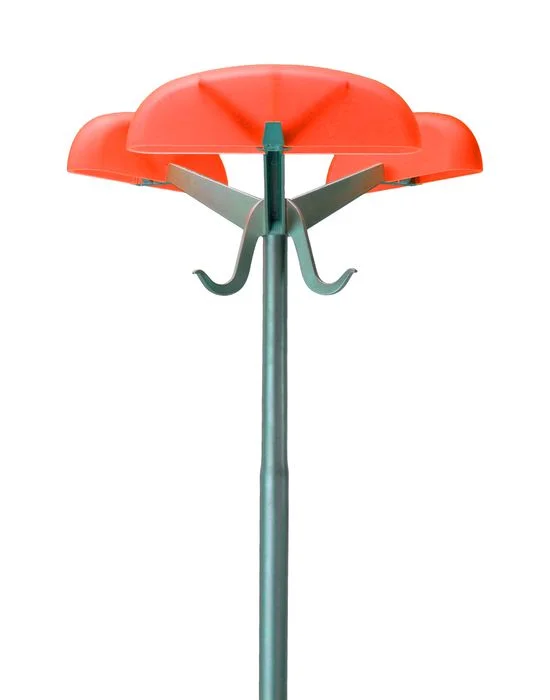 Kartell-accessories-Hanger-Clothes-Stand-Alta-Tensione-3.jpg