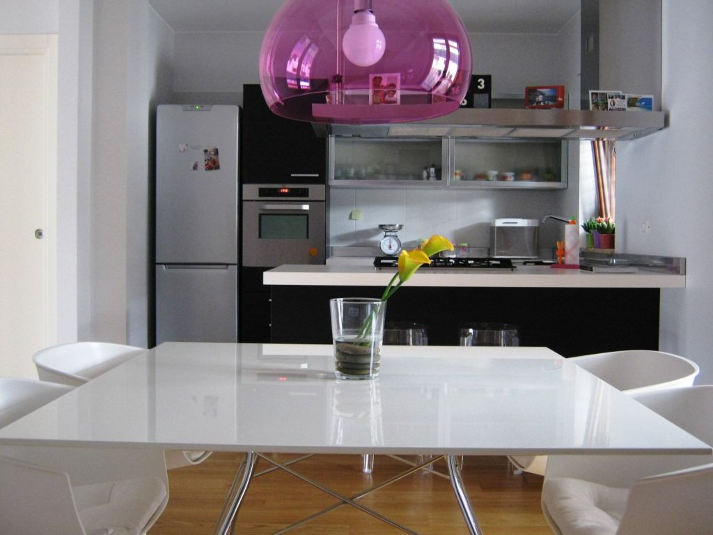 kartell-tables-glossy-square-8.jpg
