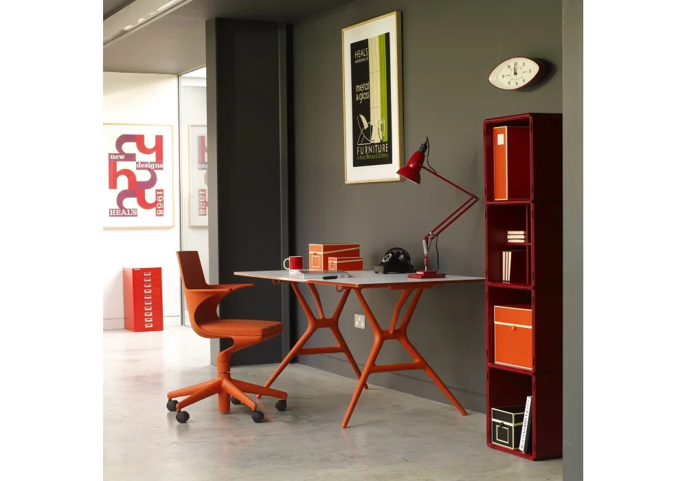 kartell-tables-spoon-w54-8.jpg