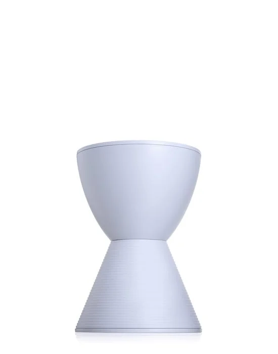 Kartell-coffee-and-end-table-Prince-Aha-1.jpg