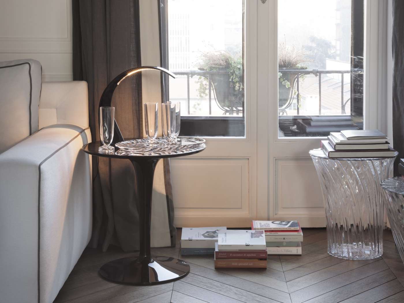 Kartell-Coffee-and-end-tables-tip-top-18.jpg