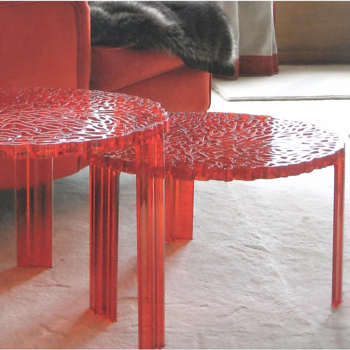 Kartell-Coffee-and-end-tables-T-Table-H14-10.jpg