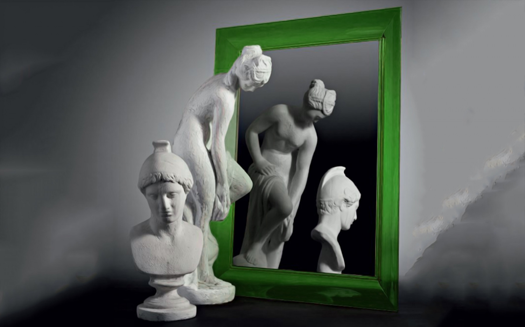 Kartell-mirrors-Fracois-Ghost-43-3-14.jpg
