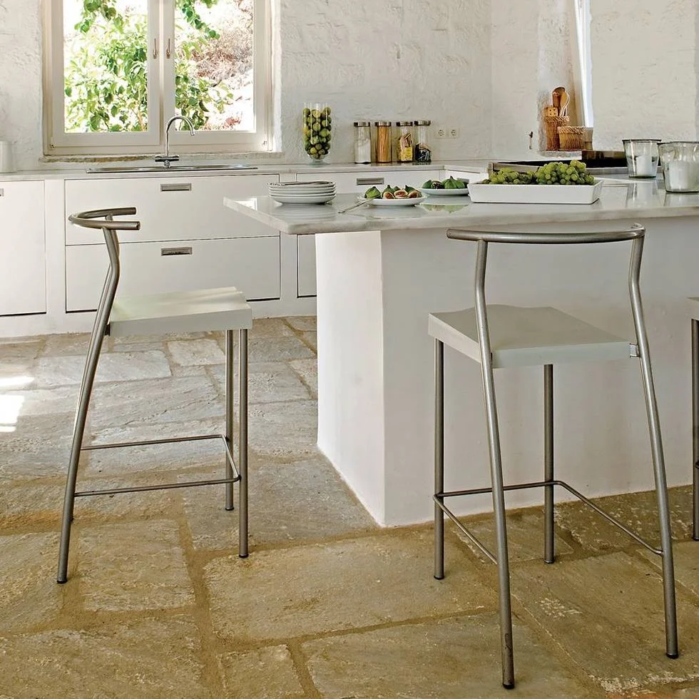 kartell-stools-hi-glob-9.jpg