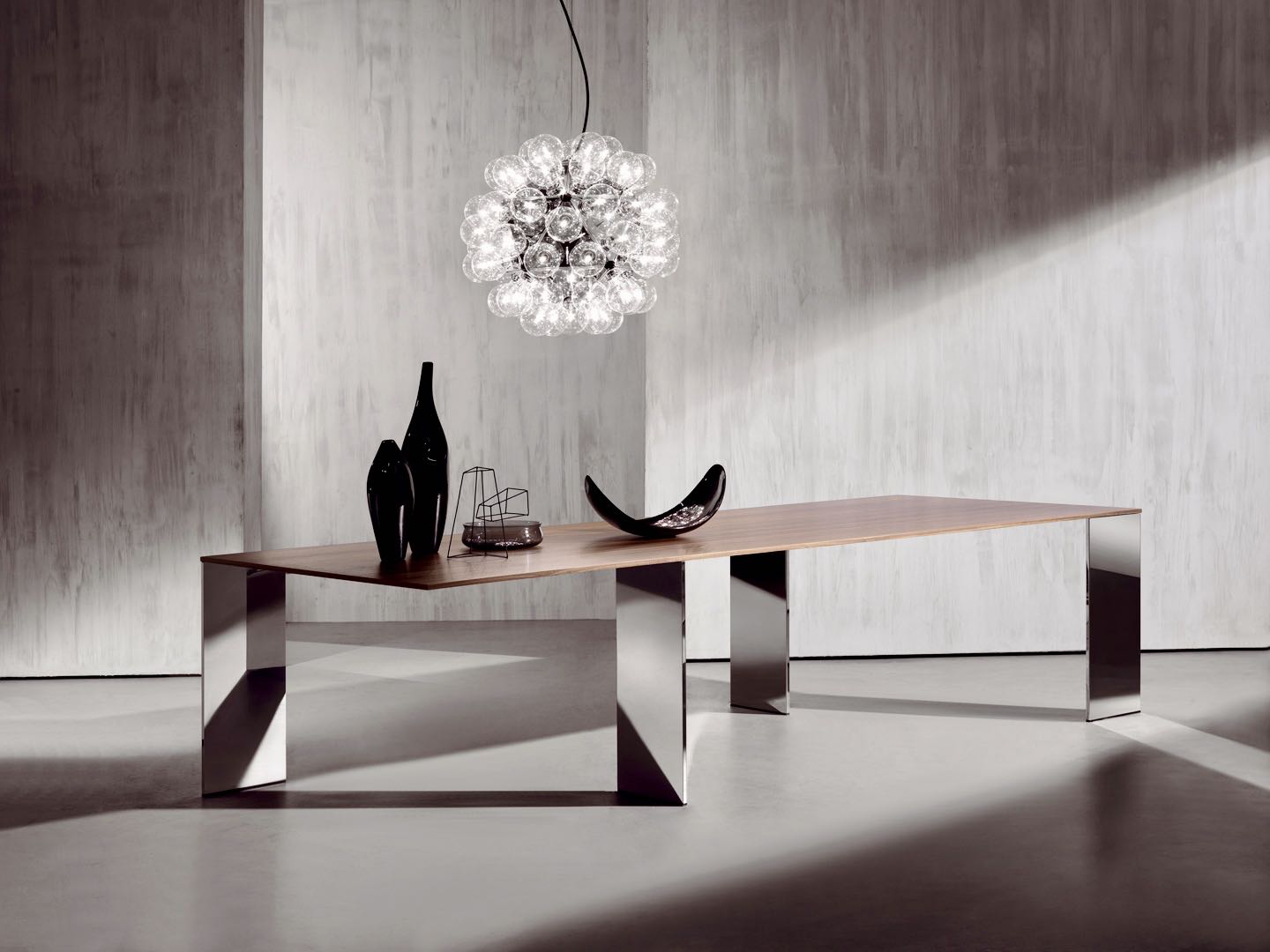 Acerbis-Tables-AXIS.jpg