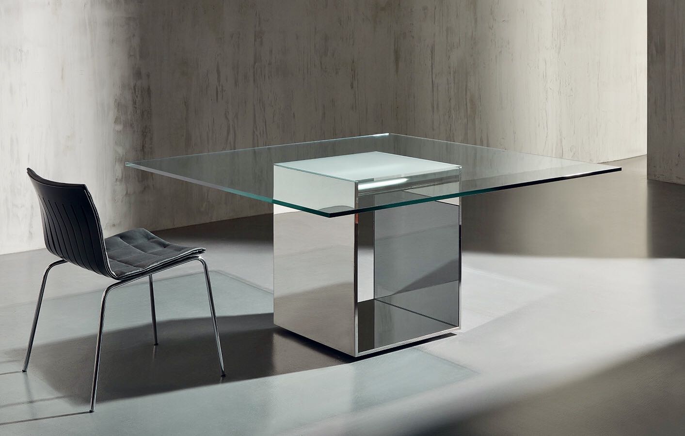ACERBIS-Tables-JUDD-03.jpg
