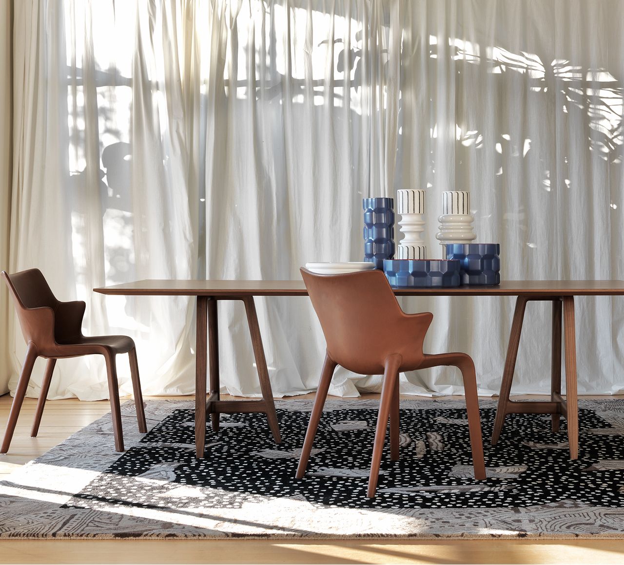 Driade-tables-Easel-8.jpg
