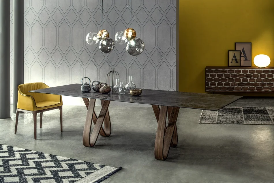 BUTTERFLY TABLE
