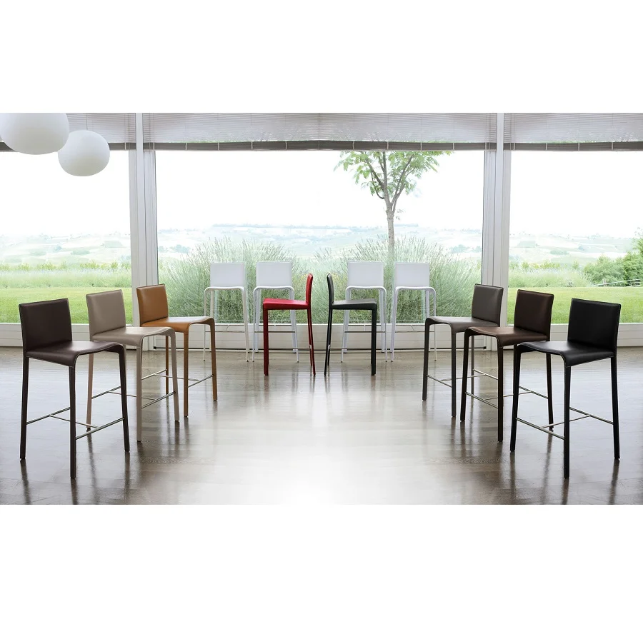 ANTONELLO-ITALIA-Stools-REY-02.jpg
