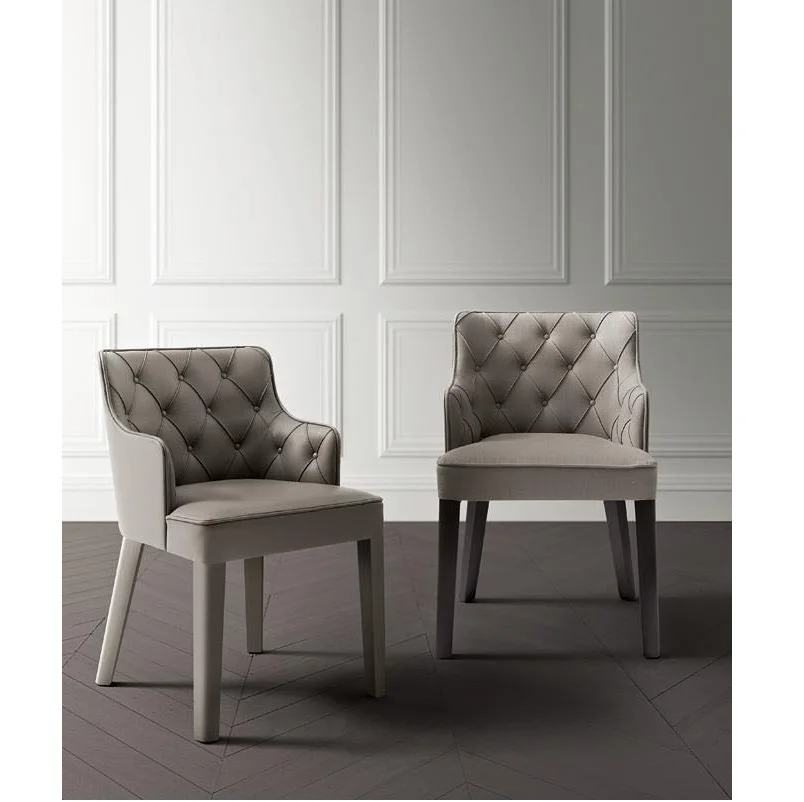casamilano-dining-armchairs-royale-capitone-3.jpg