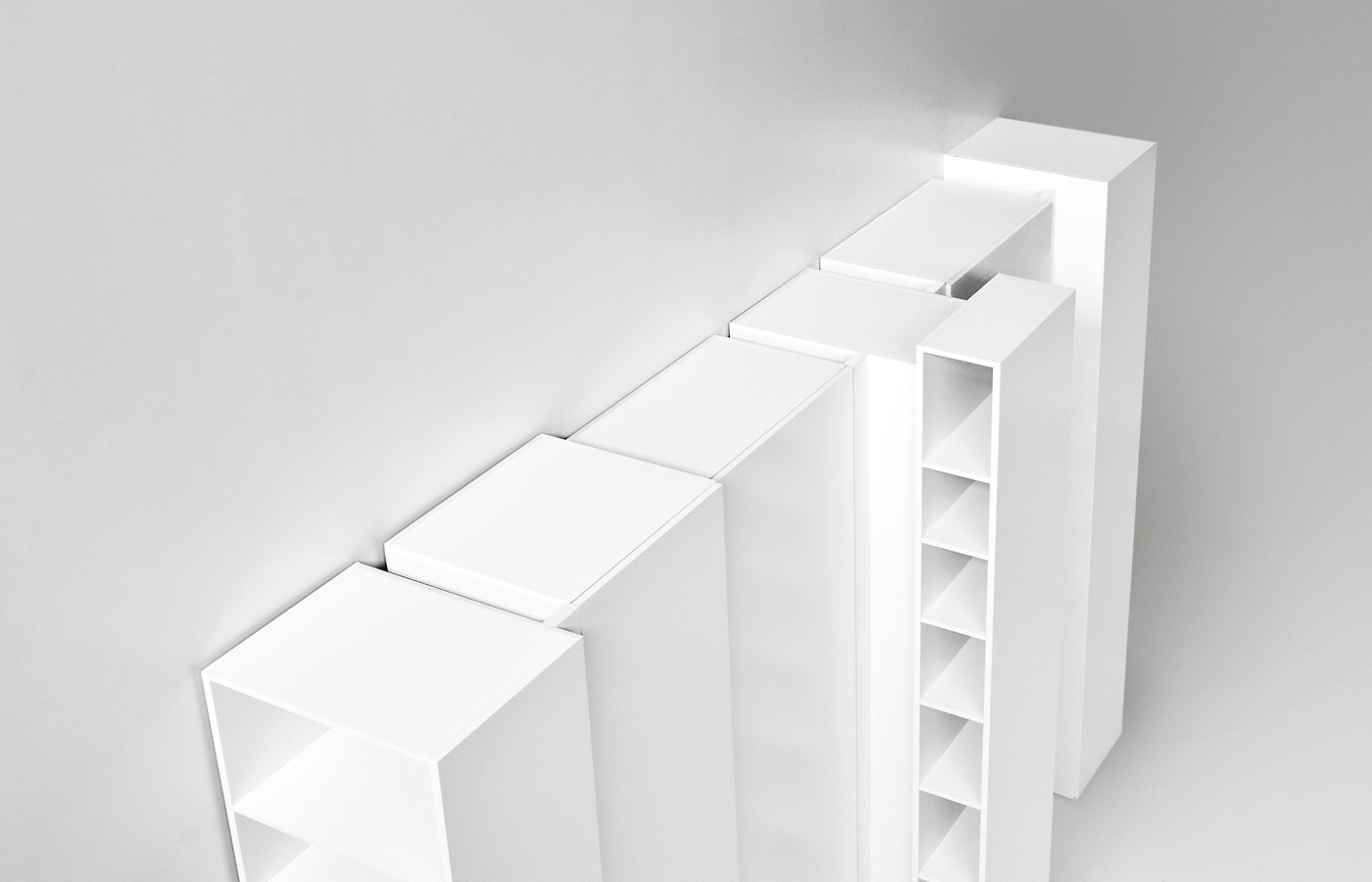 KRISTALIA-Wall-Units-and-Bookcases-BLIO-04.jpg