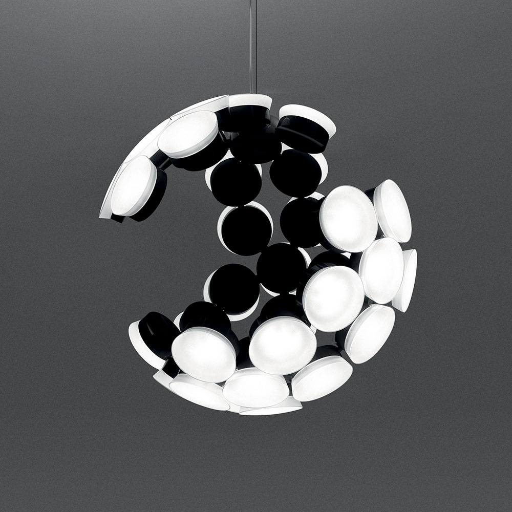 ARTEMIDE-Pendant-Lamps-SCOPAS-02.jpg