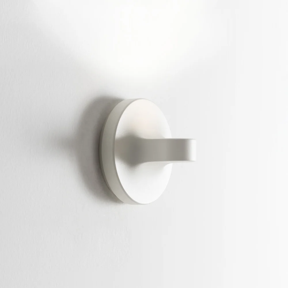 ARTEMIDE-Wall-And-Ceiling-Lamps-TIGIA-02.jpg