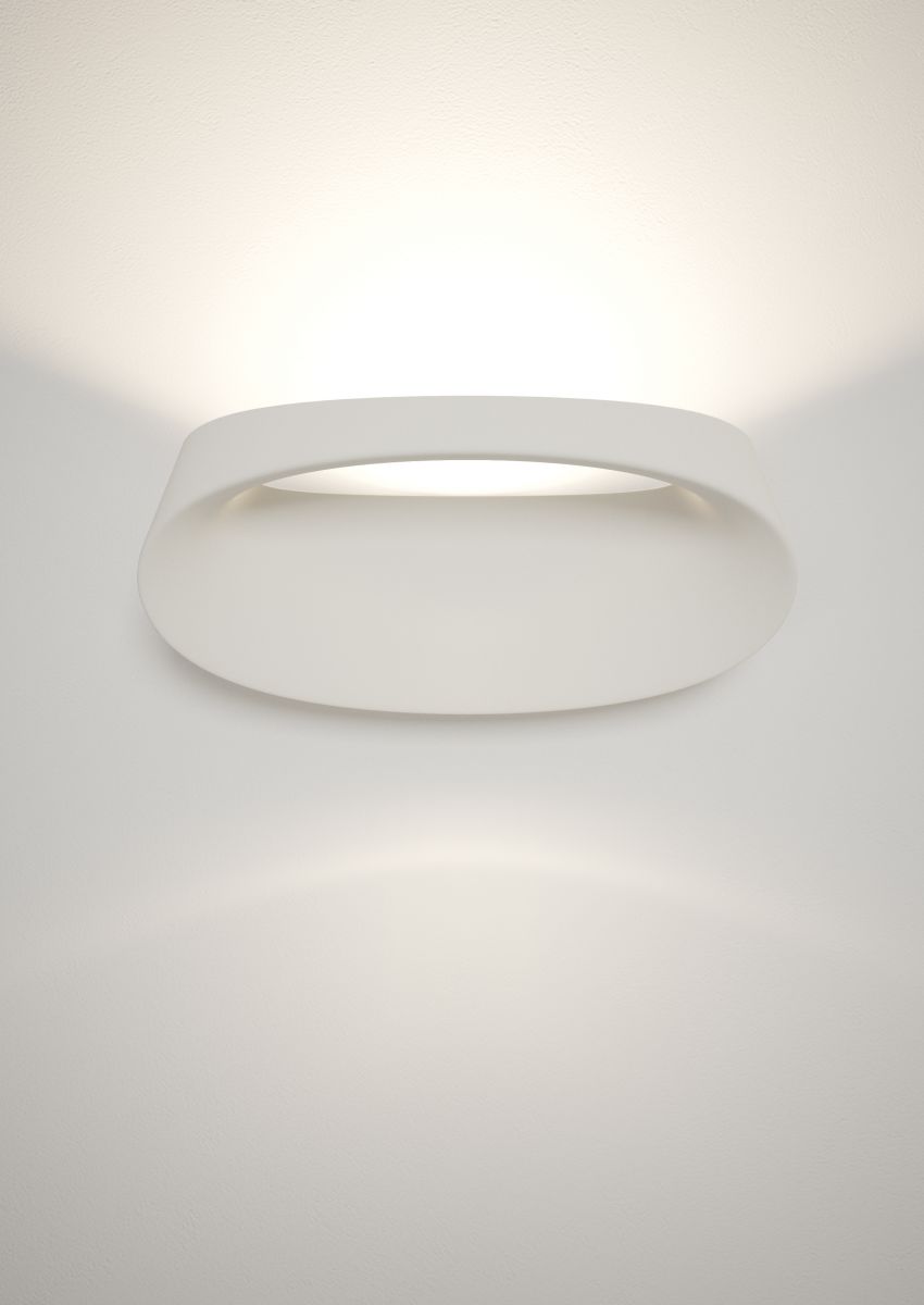 FontanaArte-Wall-and-Ceiling-Lamp-BONNET-03.jpg