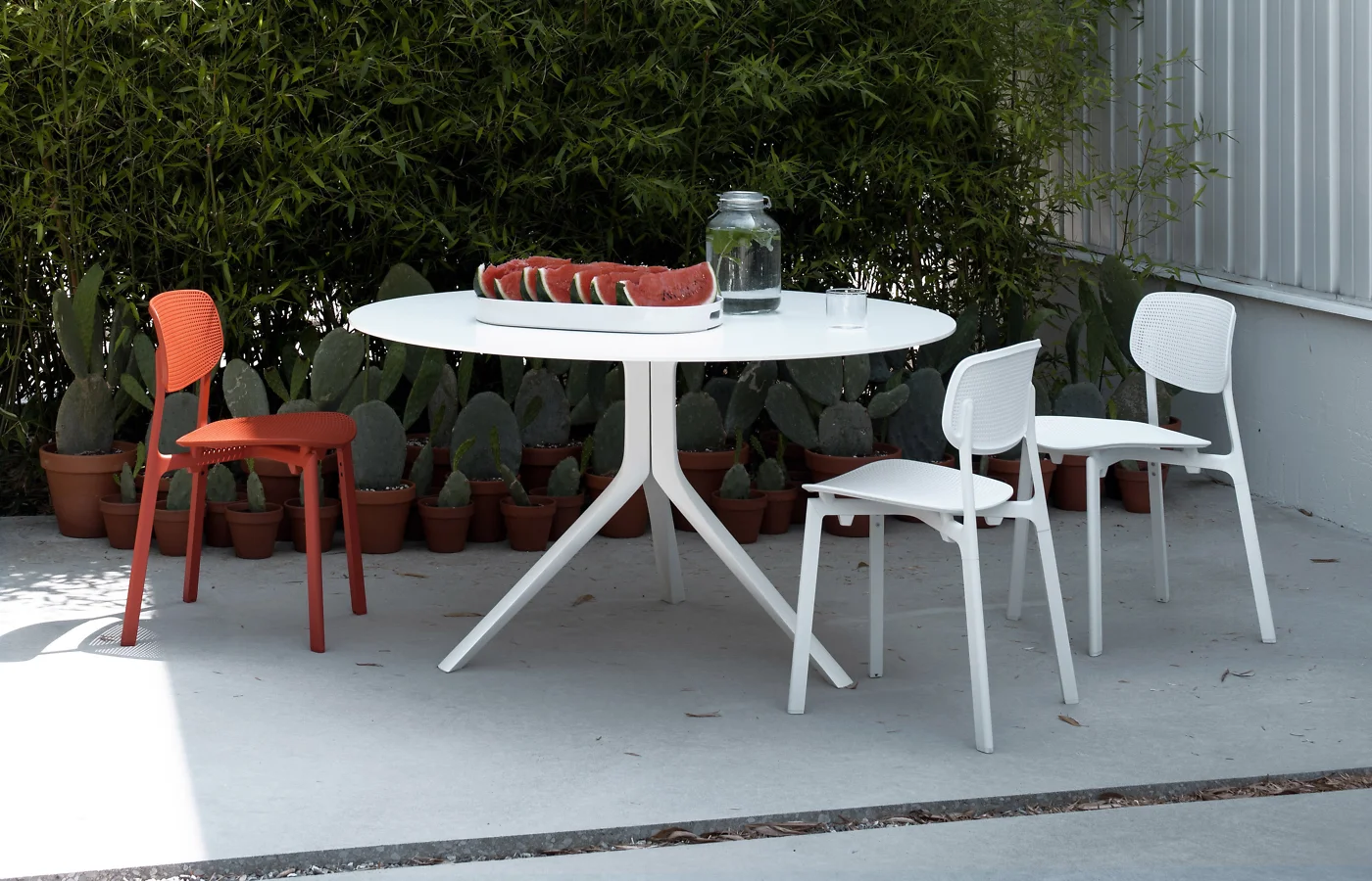 OOPS I DID IT AGAIN OUTDOORS TABLE