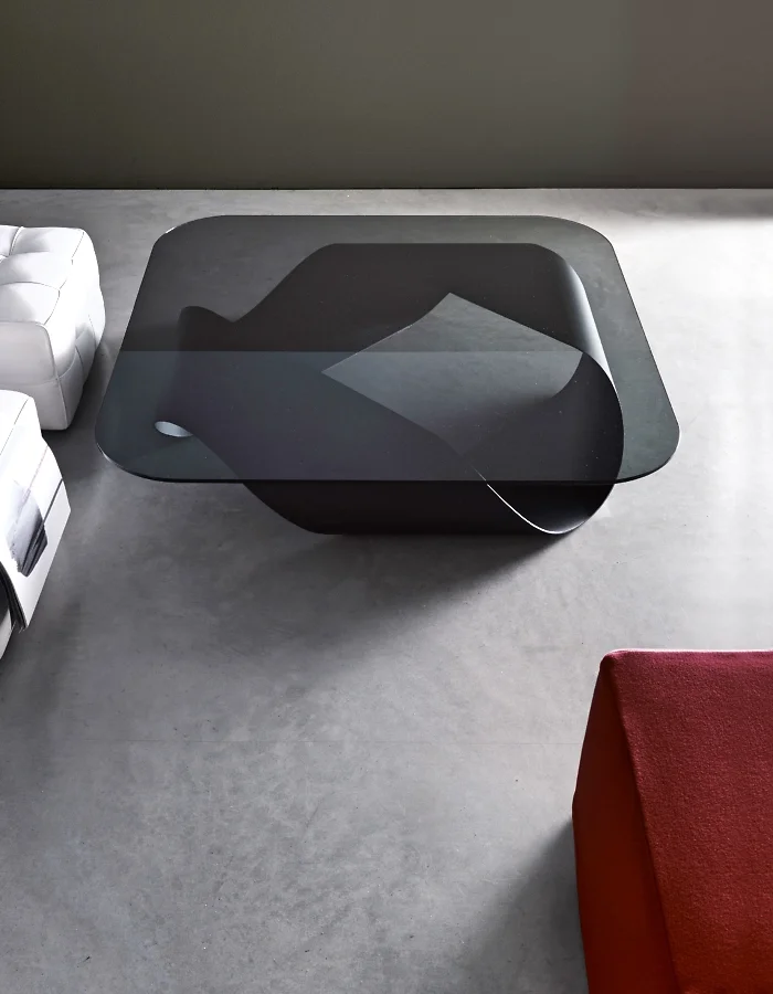 MOBIUS GLASS COFFEE TABLE
