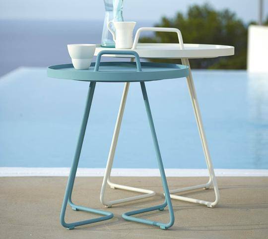 cane-line-outdoor-end-table-on-the-move-large-5.jpg