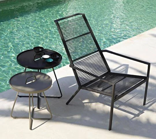 ON-THE-MOVE OUTDOOR SIDE TABLE, LARGE