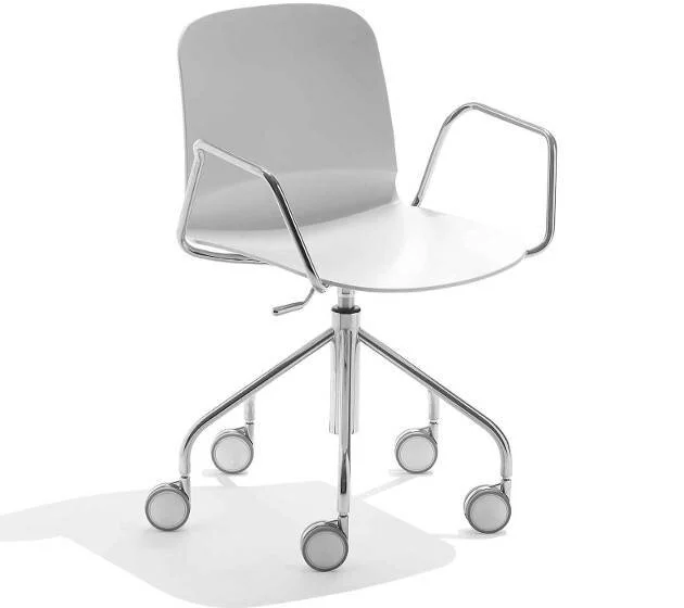 midj-contract-homeoffice-armchairs-liu-dp-01.jpg